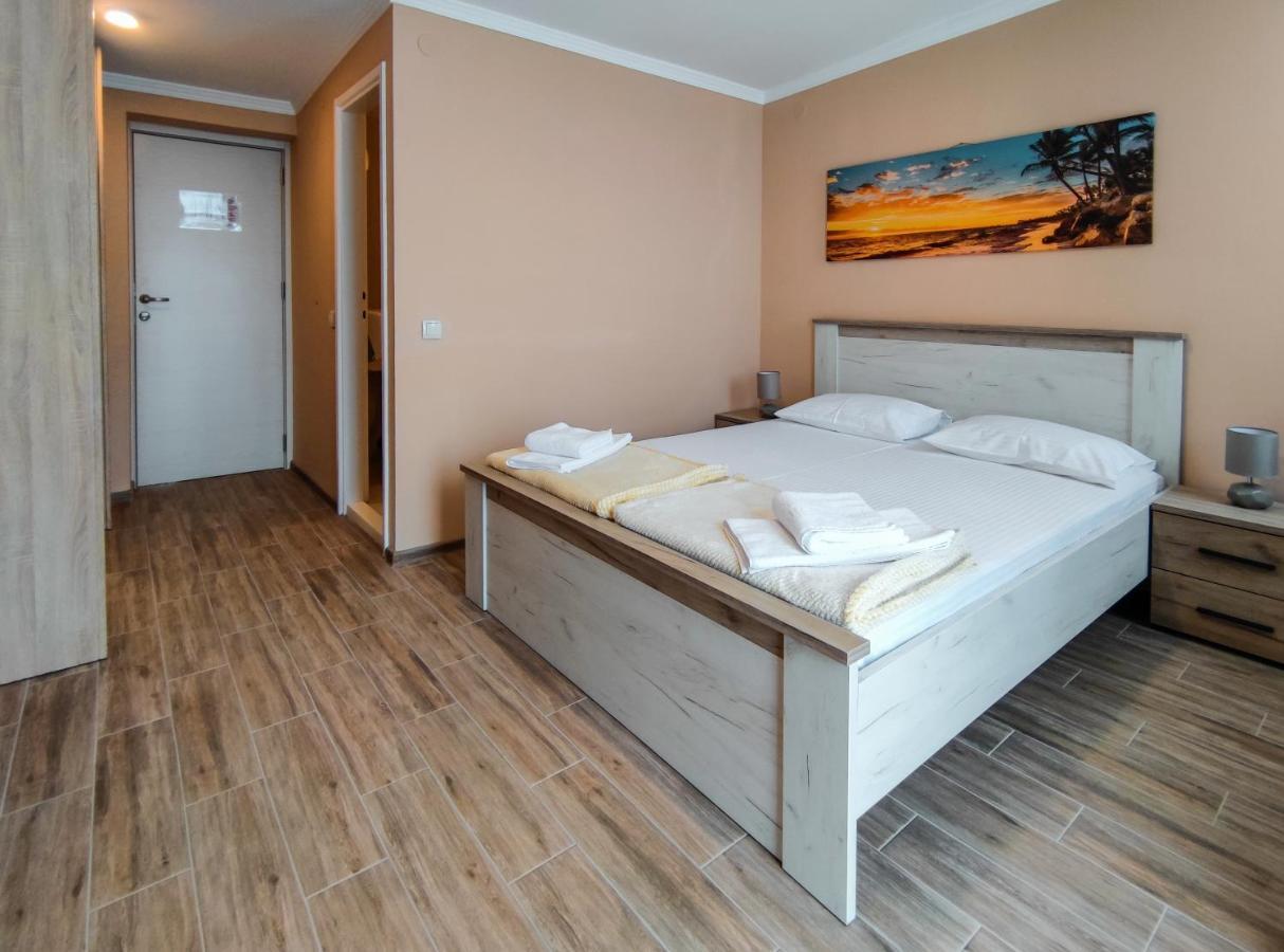 Grocka Hotel Marina Oasa מראה חיצוני תמונה