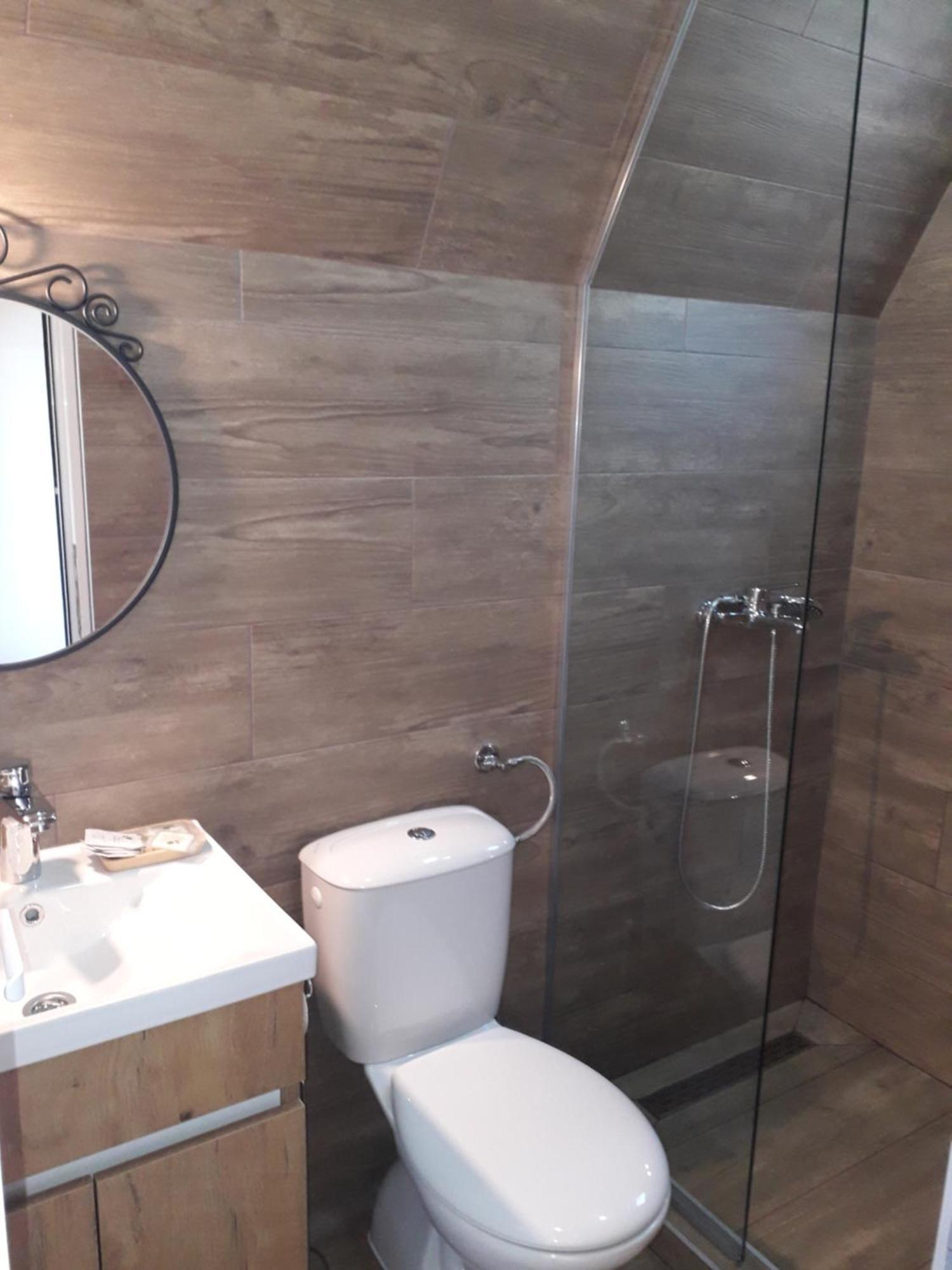 Grocka Hotel Marina Oasa מראה חיצוני תמונה