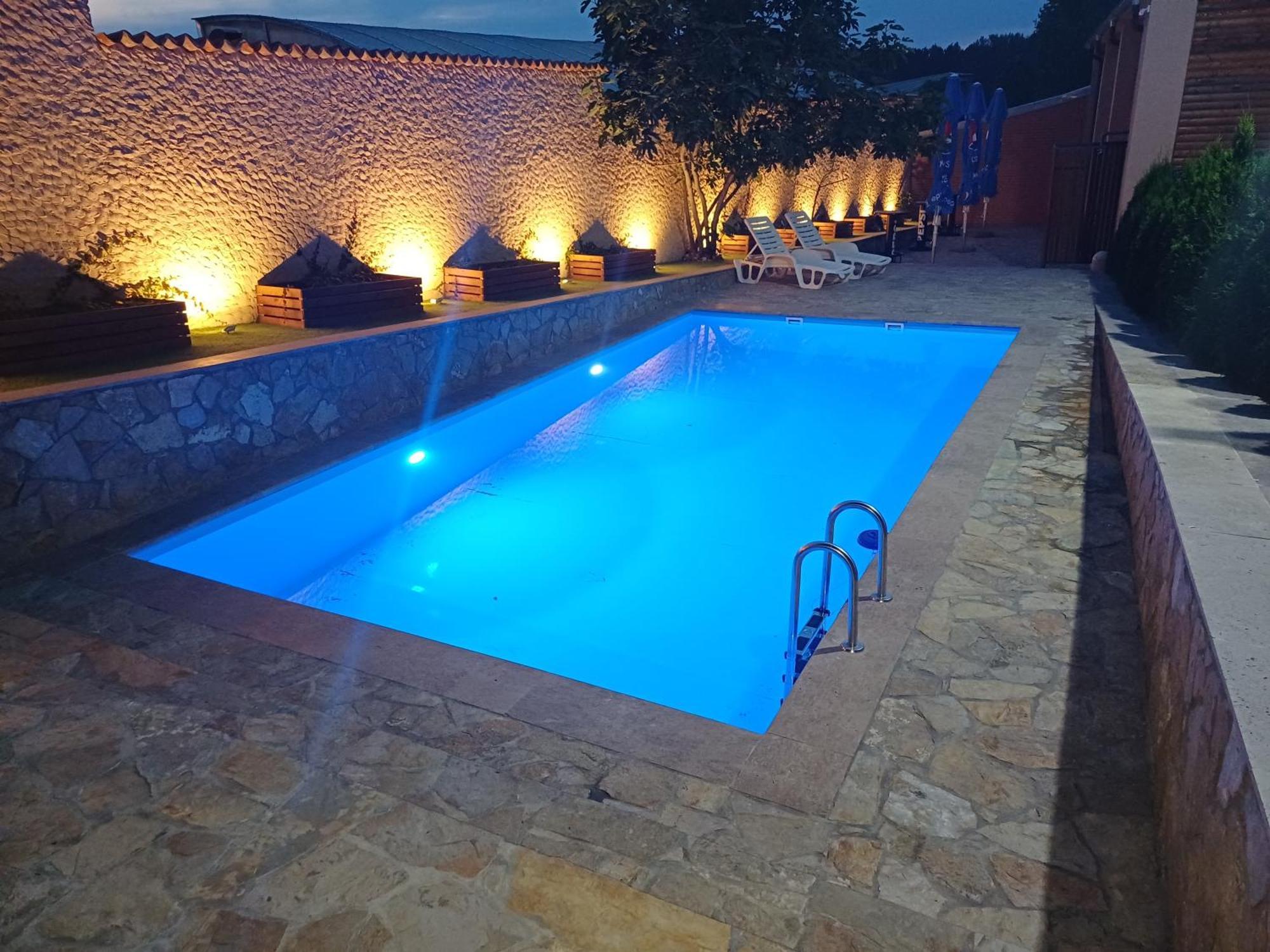 Grocka Hotel Marina Oasa מראה חיצוני תמונה